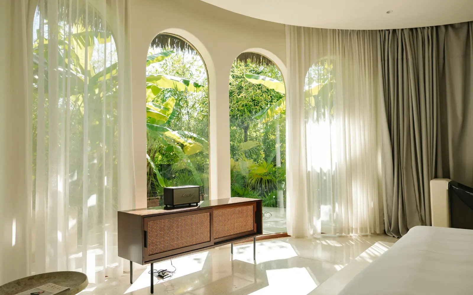 Smart Curtains